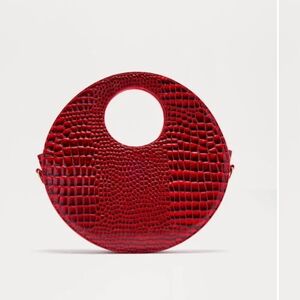 Fashion Nova Full Circle Moment Clutch - Red